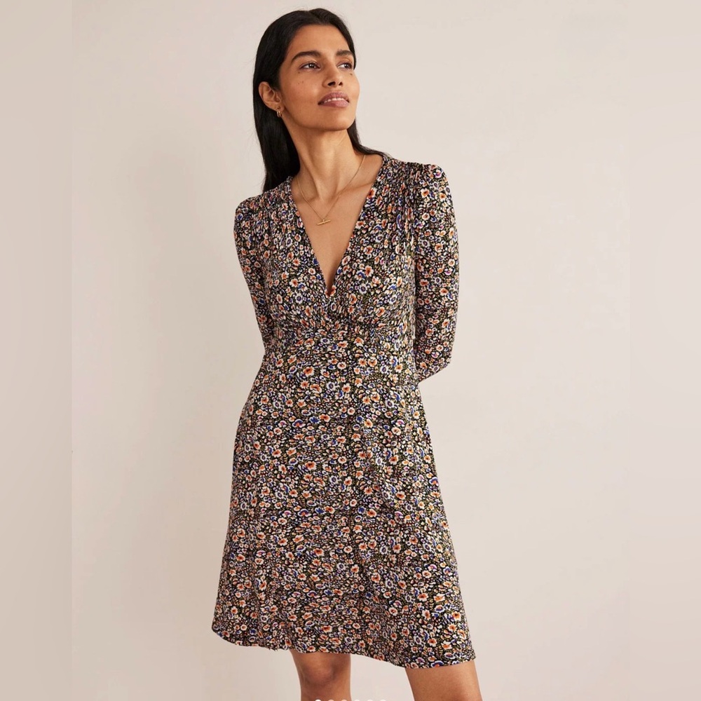 Boden Black Floral Long-Sleeve V-Neck Dress